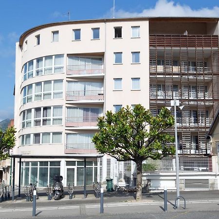 Joli Studio, Clim Proche Gare Et Centre Ville Lourdes Exteriör bild